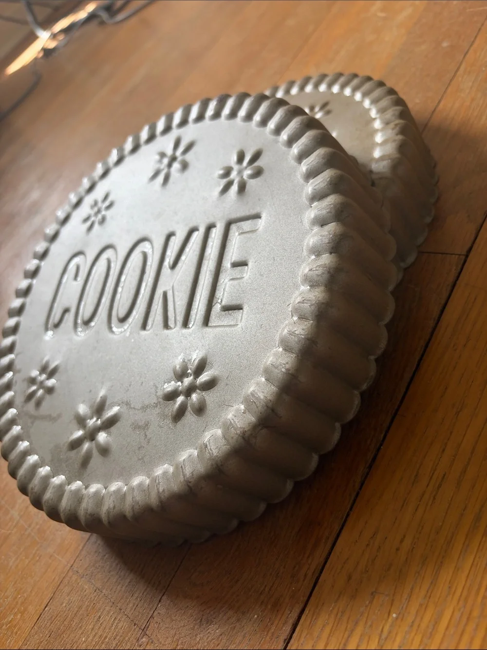 Embossed Cookie CAKE PANS  Tart Pans in Bronze- Nonstick Set of 2 Make OREO CAKE